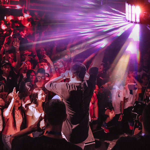 Hengda LED PAR Licht 3 Modus LED Stroboskop Licht  für Party Bar Geburtstag